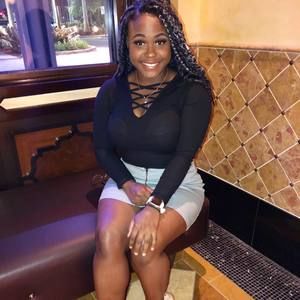 Meet your Posher, Dalissa